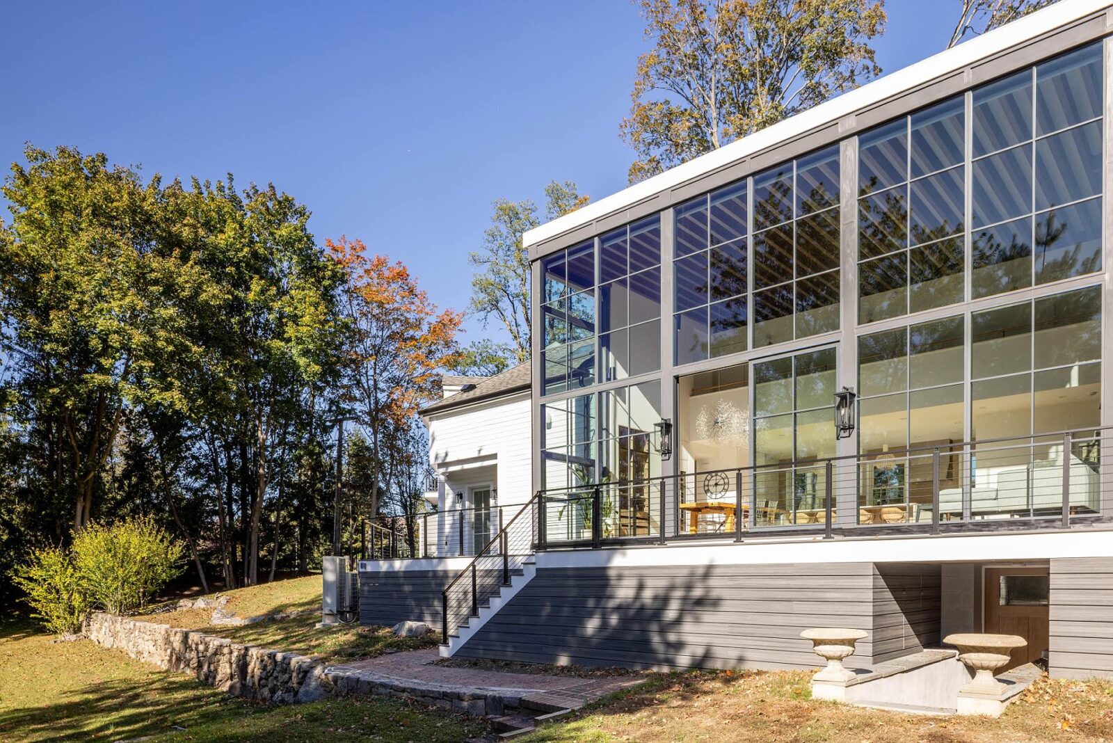 Country Home in White Plains, New York, by Archi-Tectonics