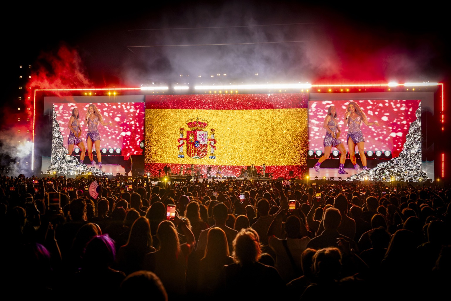 The temporary Shakira Stadium in Madrid by Bjarke Ingels Group (BIG).