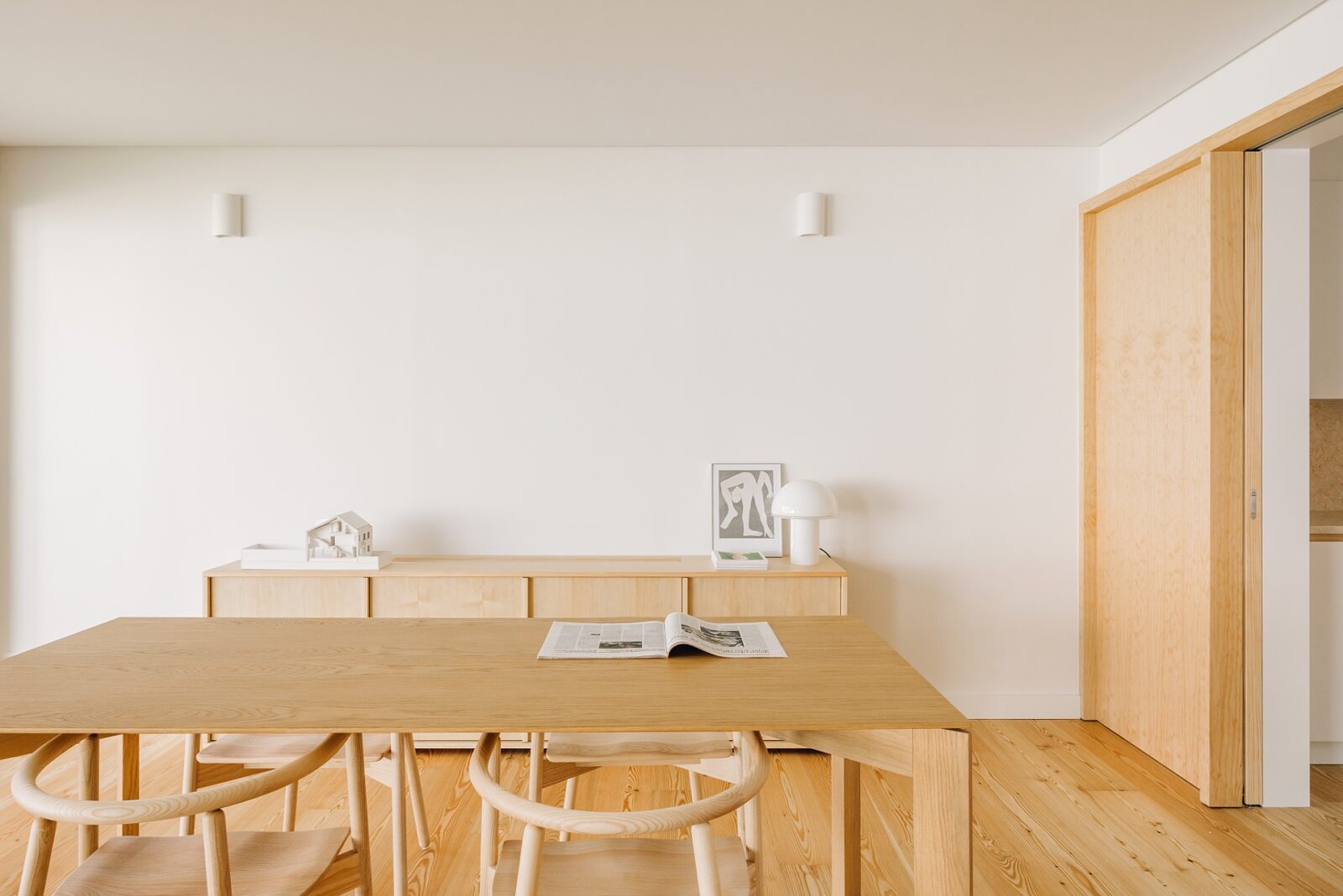 House in David Melgueiro by Aurora Arquitectos