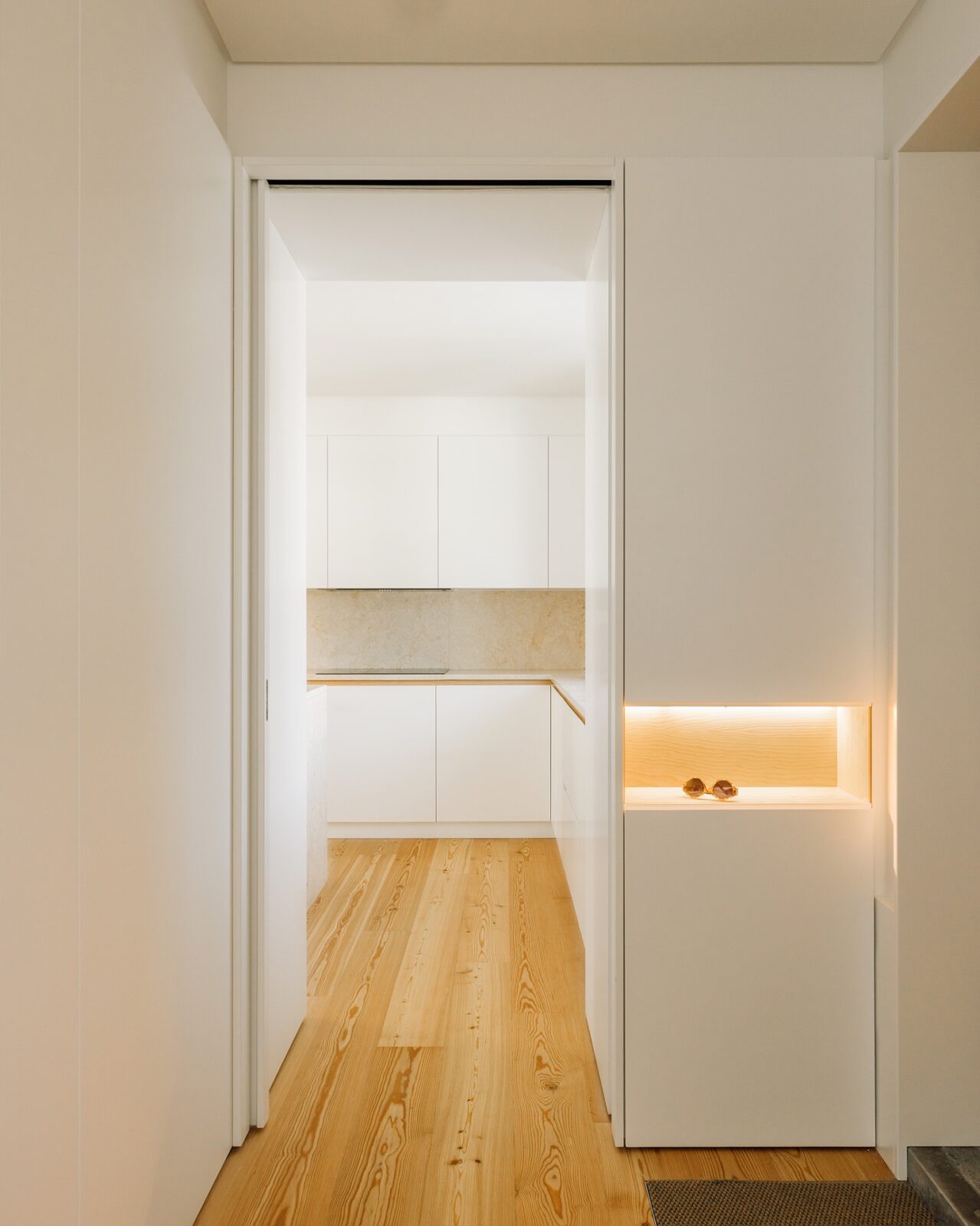 House in David Melgueiro by Aurora Arquitectos