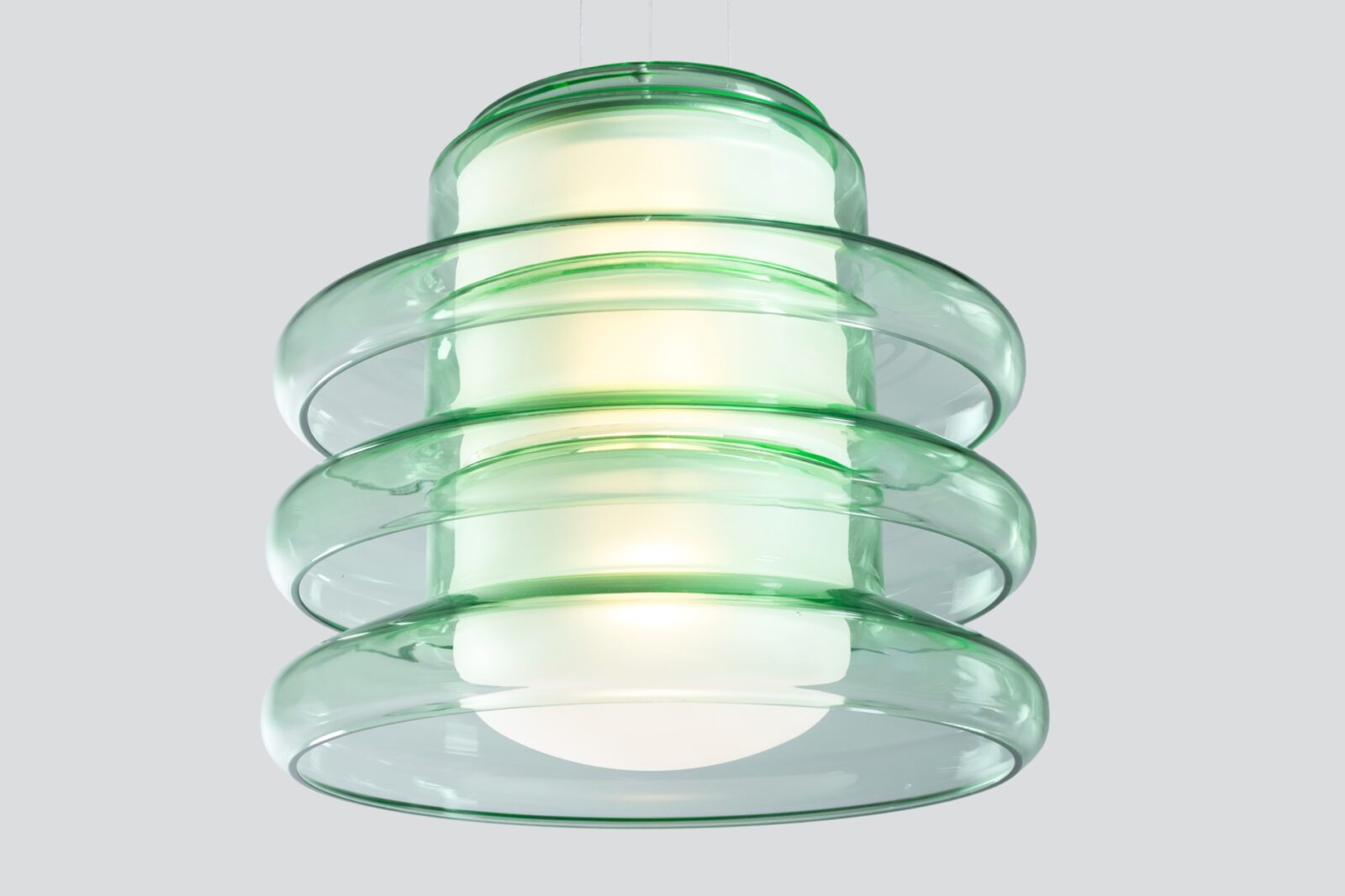 Pace Pendant Float finish