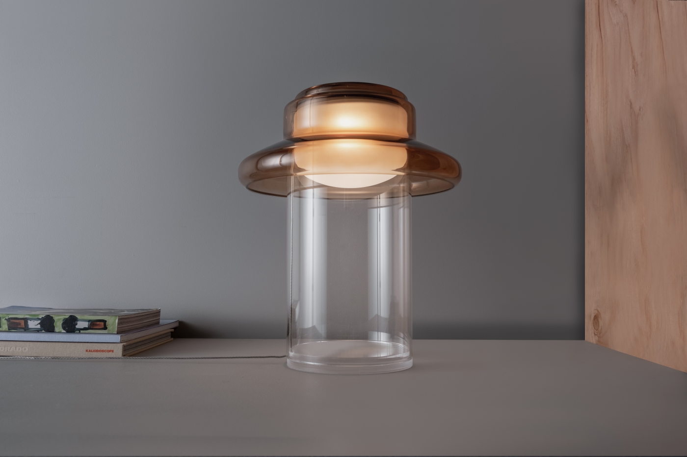 Pace table lamp