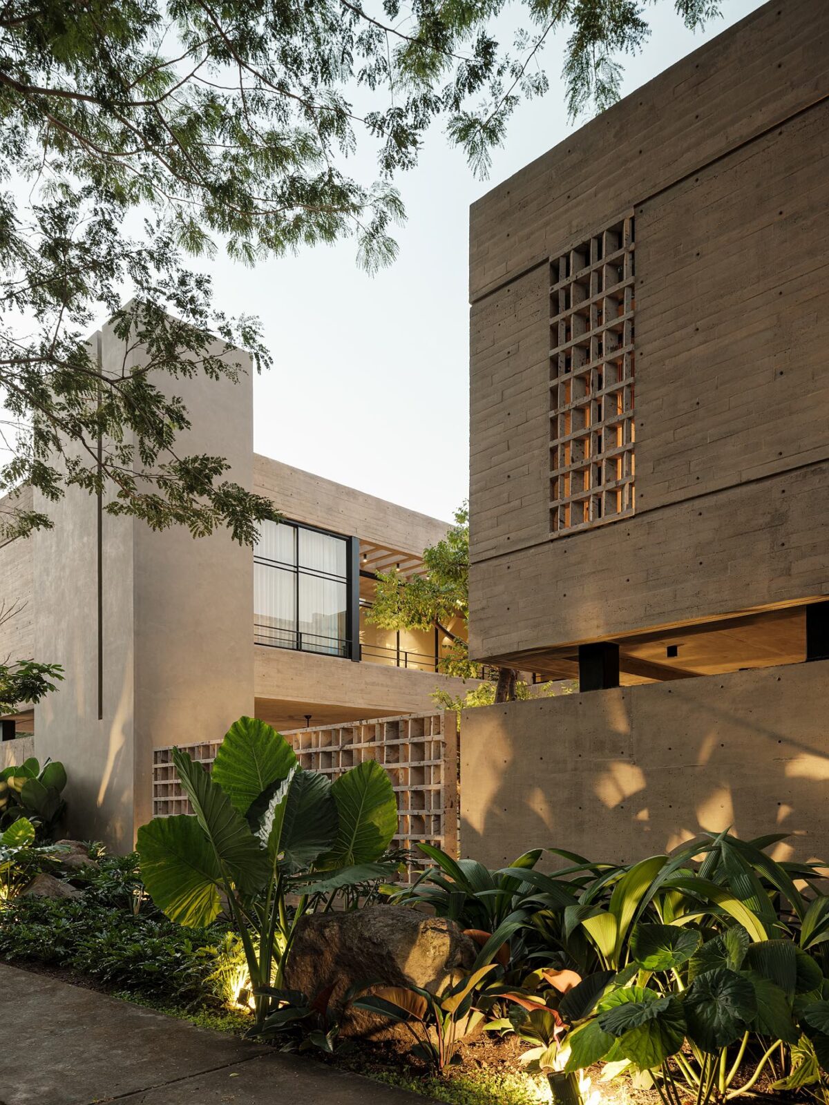 Casa Akina by Di Frenna Arquitectos