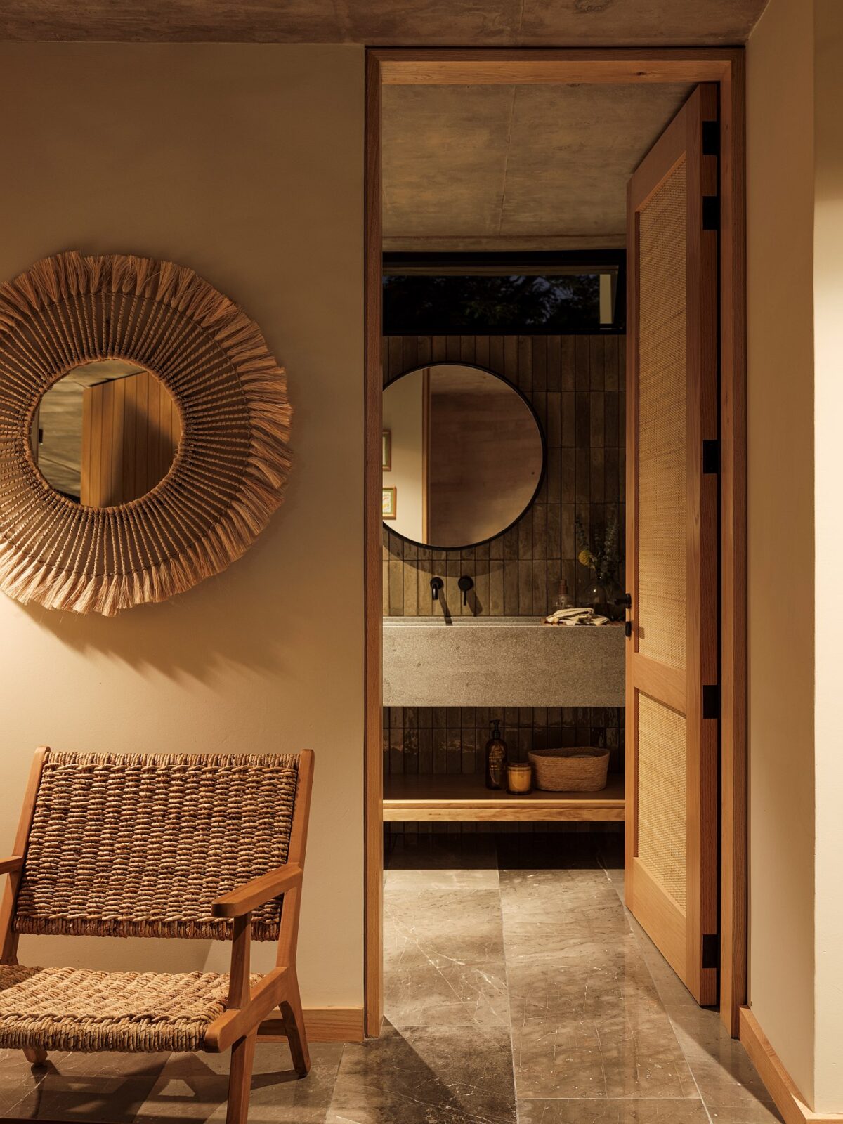 Casa Akina by Di Frenna Arquitectos