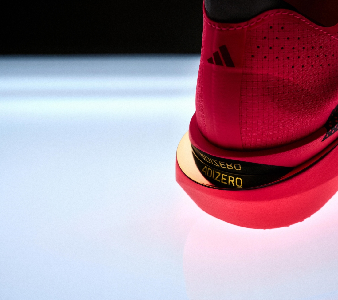 The Adizero Adios Pro 5 ENRGYRIM carbon technology