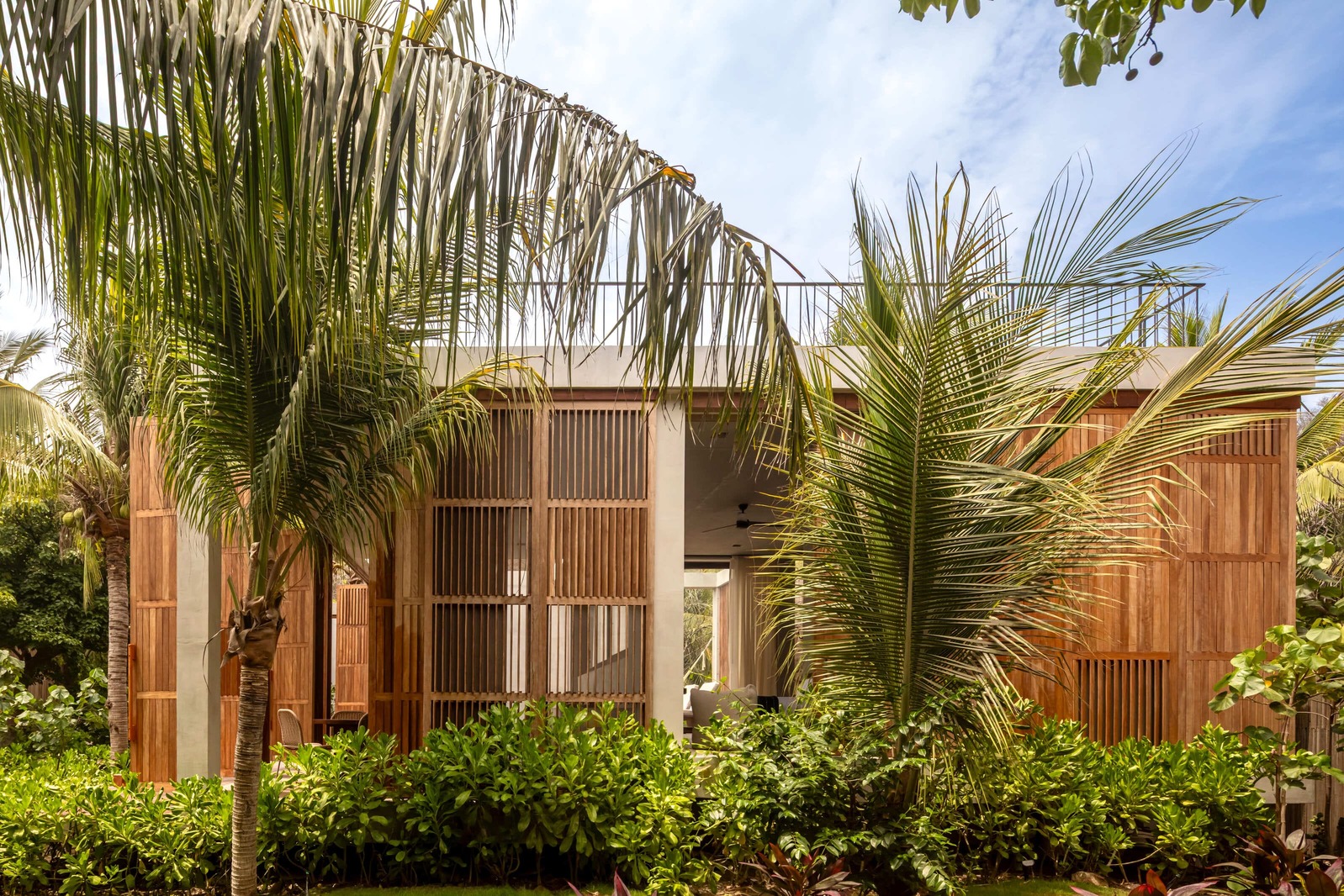 Casa Nova, Mexico, by TAC Taller Alberto Calleja