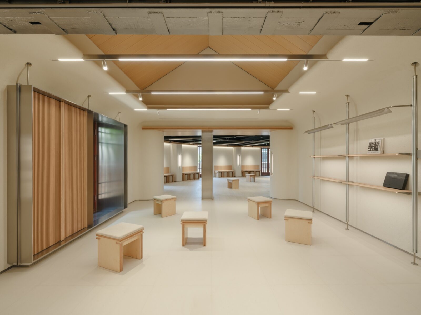 Nikon Shanghai Store by Studio Illumine